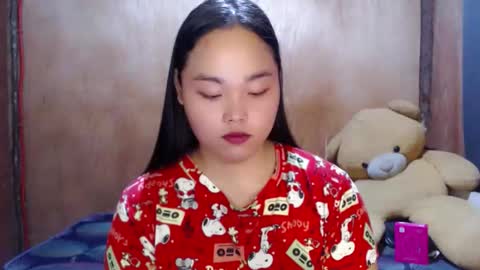 Snapshot of urasian_hotchix69 chatting on June 4, 2026, 2:34 pm Lycah online show from June 4, 2026, 2:34 pm