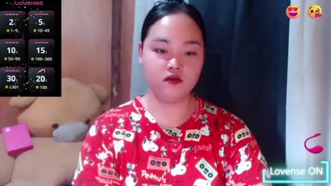Snapshot of urasian_hotchix69 chatting on June 14, 2026, 4:03 am Lycah online show from June 14, 2026, 4:03 am