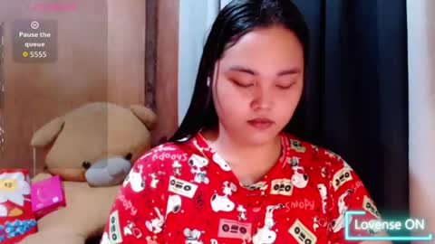 Snapshot of urasian_hotchix69 chatting on July 26, 2026, 10:33 am Lycah online show from July 26, 2026, 10:33 am