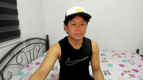 Snapshot of urasian_jeff chatting on August 3, 2026, 4:55 am Jairah online show from August 3, 2026, 4:55 am