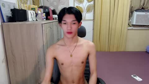 urasian_john20 online show from July 22, 2026, 9:12 am