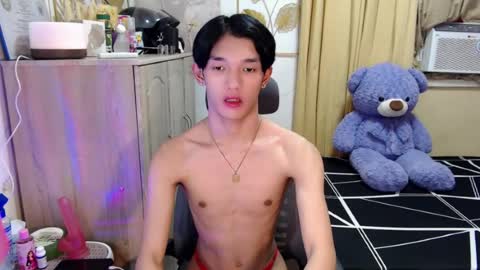 urasian_john20 online show from July 28, 2026, 9:04 am