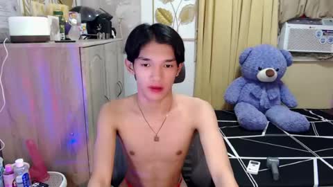 urasian_john20 online show from July 30, 2026, 10:14 am