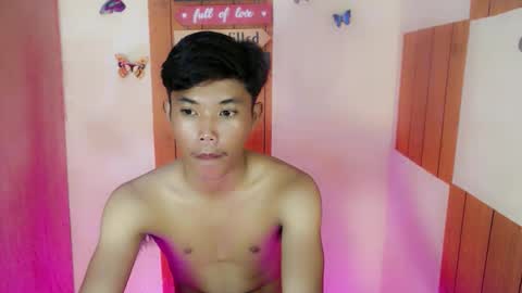 urasian_jomarie online show from September 24, 2025, 2:37 am