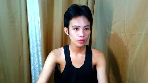 urasiancumboix2 online show from April 22, 2026, 10:00 pm