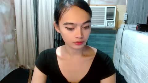 Snapshot of urasianhotrhianxxx chatting on December 4, 2024, 6:17 pm Rina online show from December 4, 2024, 6:17 pm