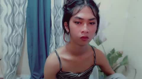 Snapshot of urasianyana chatting on June 8, 2026, 12:27 pm urasianyana online show from June 8, 2026, 12:27 pm