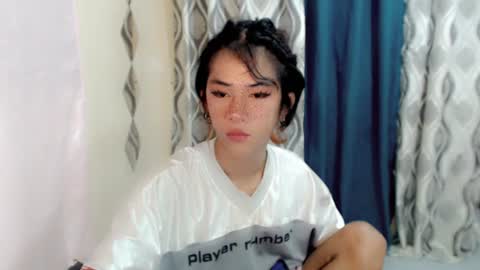 Snapshot of urasianyana chatting on June 13, 2026, 3:04 am urasianyana online show from June 13, 2026, 3:04 am