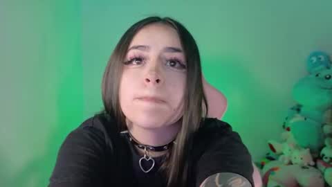 Danielle  online show from June 21, 2026, 11:02 am
