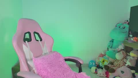 Danielle  online show from July 8, 2026, 10:20 am