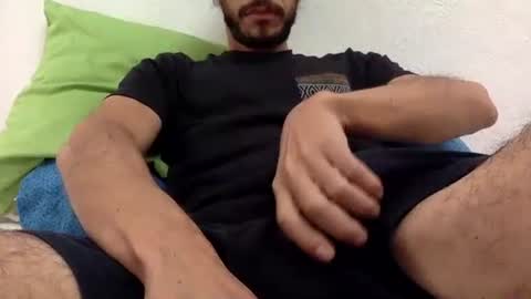 Snapshot of urbestbigdick chatting on January 5, 2025, 8:00 pm urbestbigdick online show from January 5, 2025, 8:00 pm