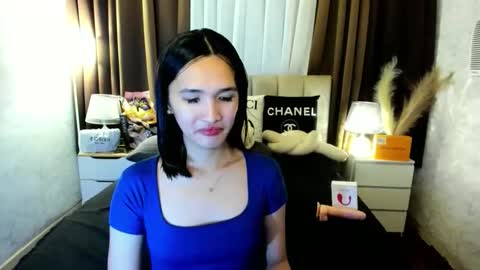 Snapshot of urblossom_princess chatting on November 27, 2025, 5:26 pm urblossom_princess online show from November 27, 2025, 5:26 pm