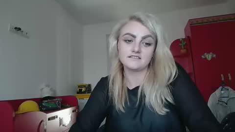 Snapshot of urdesiremuse chatting on December 5, 2025, 10:02 am urdesiremuse online show from December 5, 2025, 10:02 am