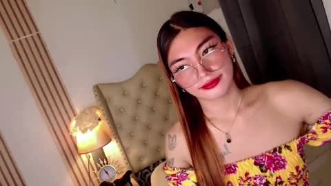 urdream_bride online show from February 1, 2025, 4:35 am