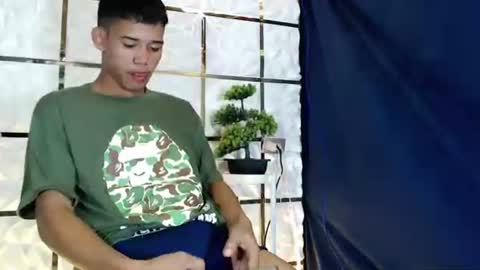 urdreamboy_clarin online show from December 21, 2025, 10:17 pm