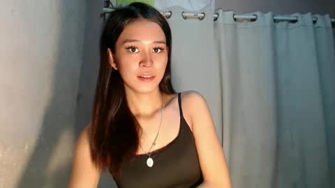 Snapshot of urdreamgirl_stephanie chatting on June 11, 2026, 10:35 am stephanie online show from June 11, 2026, 10:35 am
