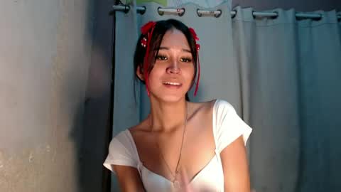 Snapshot of urdreamgirl_stephanie chatting on June 26, 2026, 11:03 am stephanie online show from June 26, 2026, 11:03 am