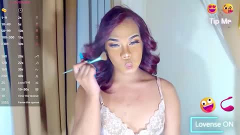 urelowion_goddes online show from March 9, 2026, 9:02 am