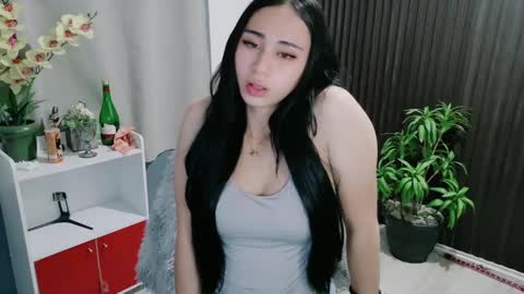 urfave_bbgirl online show from March 11, 2026, 11:05 am