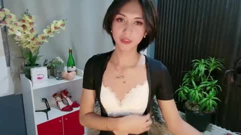 Rianne online show from January 14, 2026, 5:40 pm