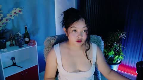 Scarlet online show from February 23, 2026, 3:15 am