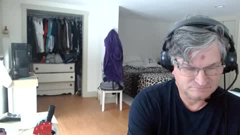 Gregor online show from January 31, 2025, 6:57 pm