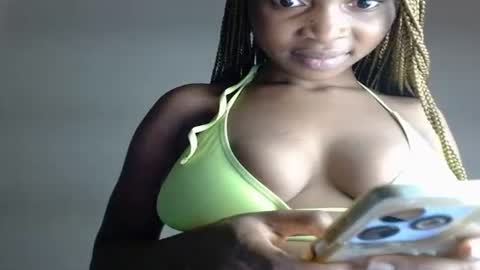 Snapshot of urflirtydoll chatting on January 12, 2025, 5:45 am urflirtydoll online show from January 12, 2025, 5:45 am