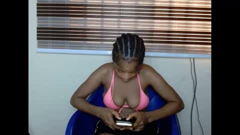 Snapshot of urflirtydoll chatting on February 9, 2025, 8:11 am urflirtydoll online show from February 9, 2025, 8:11 am