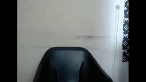 Snapshot of urflirtydoll chatting on February 22, 2025, 9:48 pm urflirtydoll online show from February 22, 2025, 9:48 pm