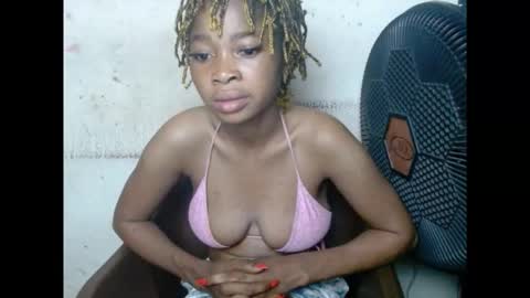 Snapshot of urflirtydoll chatting on September 27, 2025, 7:08 pm urflirtydoll online show from September 27, 2025, 7:08 pm