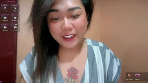 Snapshot of urgirl_dimple chatting on July 7, 2026, 4:04 am Dimple online show from July 7, 2026, 4:04 am