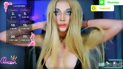 Snapshot of urgoddess_bella chatting on June 9, 2026, 1:39 am My bella 3 online show from June 9, 2026, 1:39 am