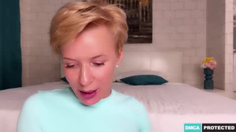 Snapshot of urgoddessjenny chatting on February 8, 2025, 1:54 pm Jenny online show from February 8, 2025, 1:54 pm