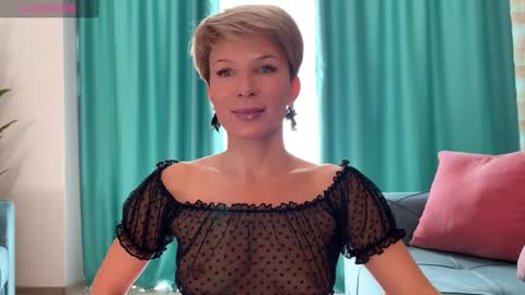 Snapshot of urgoddessjenny chatting on October 4, 2025, 10:24 am Jenny online show from October 4, 2025, 10:24 am