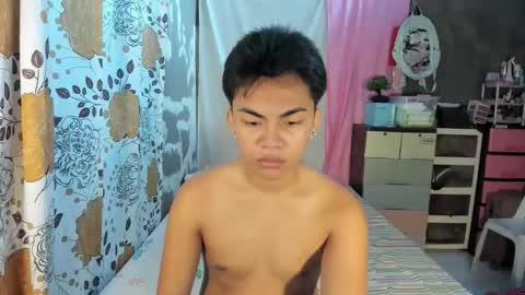 urguy_marco online show from March 3, 2026, 5:24 am