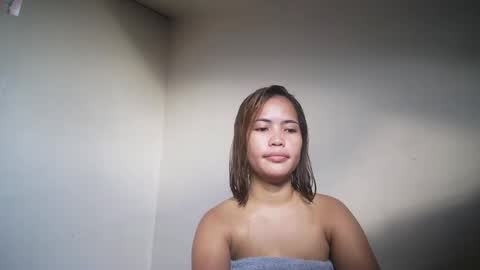 Snapshot of urhot_celestexx chatting on December 5, 2025, 7:50 am Celestine online show from December 5, 2025, 7:50 am