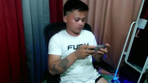 Snapshot of urhot_fucker13 chatting on March 7, 2025, 5:06 pm JUST CALL MY NAME jayrus online show from March 7, 2025, 5:06 pm