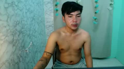 Snapshot of urhot_kharlxoxo chatting on May 13, 2026, 8:16 pm john carlo online show from May 13, 2026, 8:16 pm