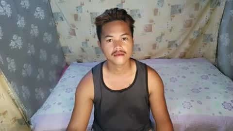 urhotfucker_eric online show from February 17, 2026, 12:40 am