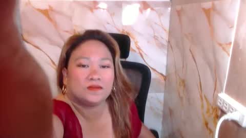 urhotmomcathlea online show from March 1, 2026, 3:03 pm