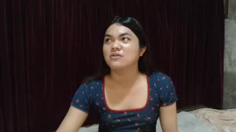 urhottie_bella online show from March 10, 2026, 8:41 am