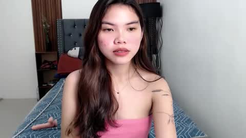 urhottie_melodie online show from December 16, 2025, 6:40 am