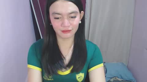 Katey online show from May 17, 2026, 11:28 am