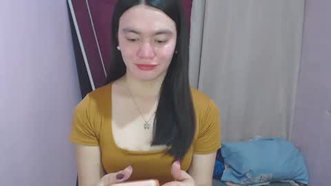 Katey online show from May 27, 2026, 1:13 am