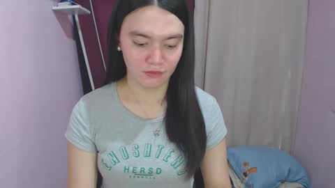 Katey online show from June 5, 2026, 2:40 am
