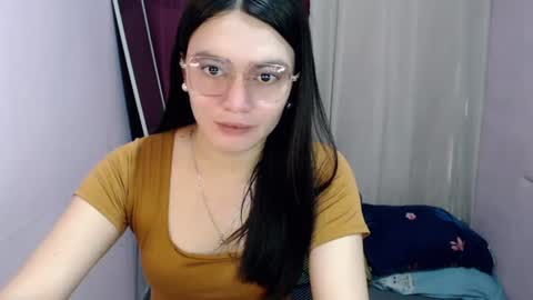 Katey online show from June 25, 2026, 5:12 am