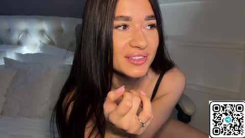 Snapshot of urlillshy chatting on March 27, 2026, 1:22 am Kristina online show from March 27, 2026, 1:22 am