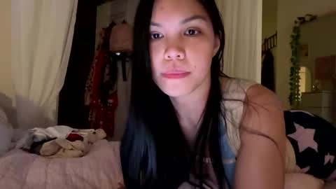 Snapshot of urlittlefilipina chatting on June 4, 2026, 11:44 pm urlittlefilipina online show from June 4, 2026, 11:44 pm