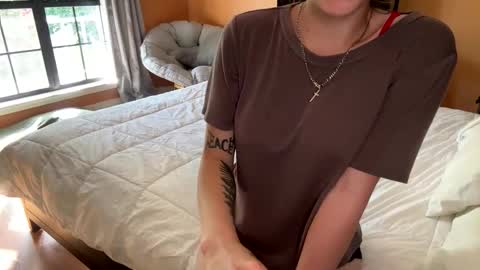 urlocalslut420 online show from April 7, 2026, 10:20 pm