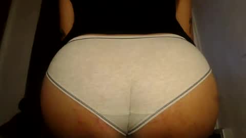 Snapshot of urlovely_hait chatting on July 1, 2026, 9:03 pm Sham online show from July 1, 2026, 9:03 pm